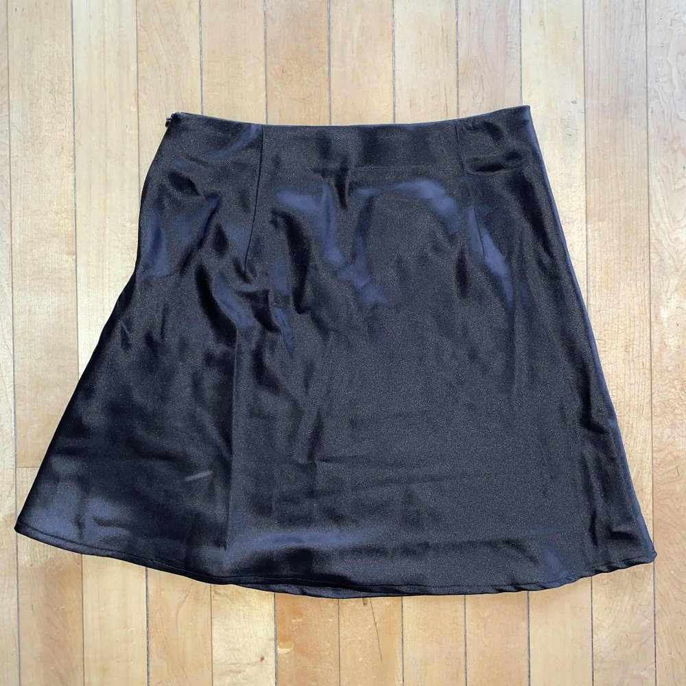 NWT COMMENSE Satin Zippered Mini Skirt / Black / Medium
